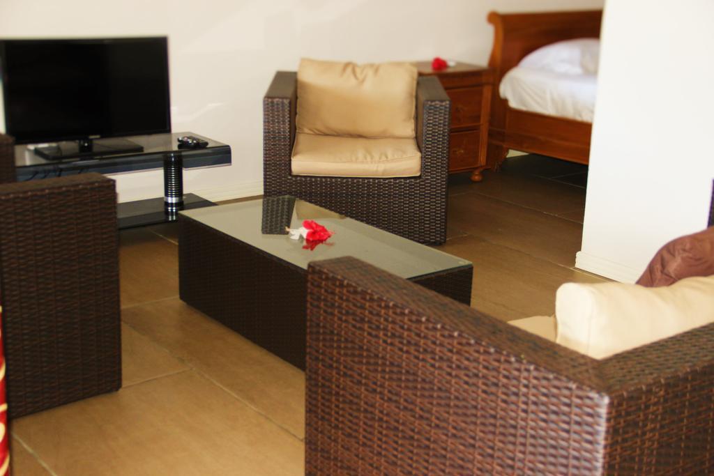 Summer Self Catering Baie Sainte Anne Ngoại thất bức ảnh