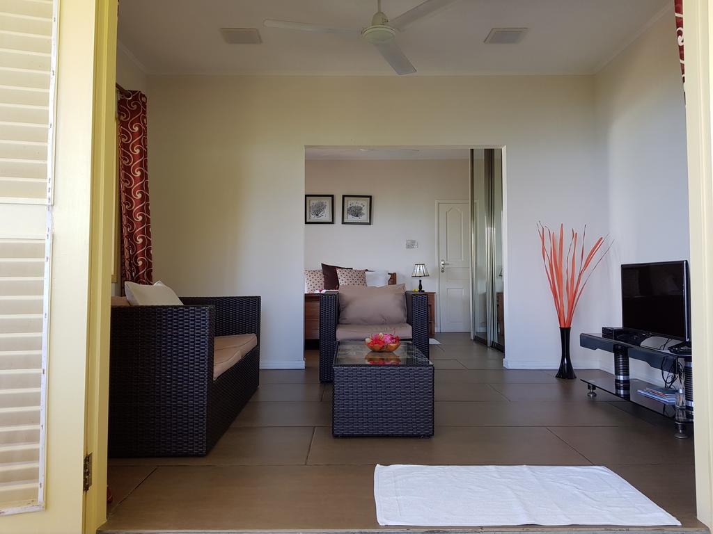 Summer Self Catering Baie Sainte Anne Ngoại thất bức ảnh