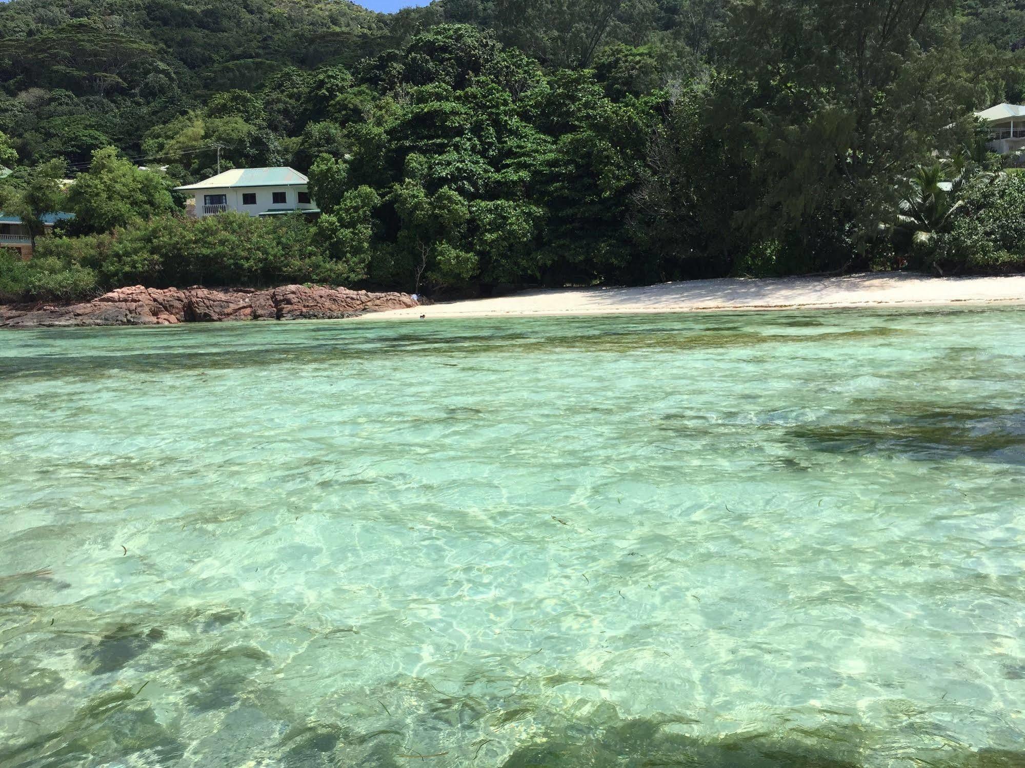 Summer Self Catering Baie Sainte Anne Ngoại thất bức ảnh