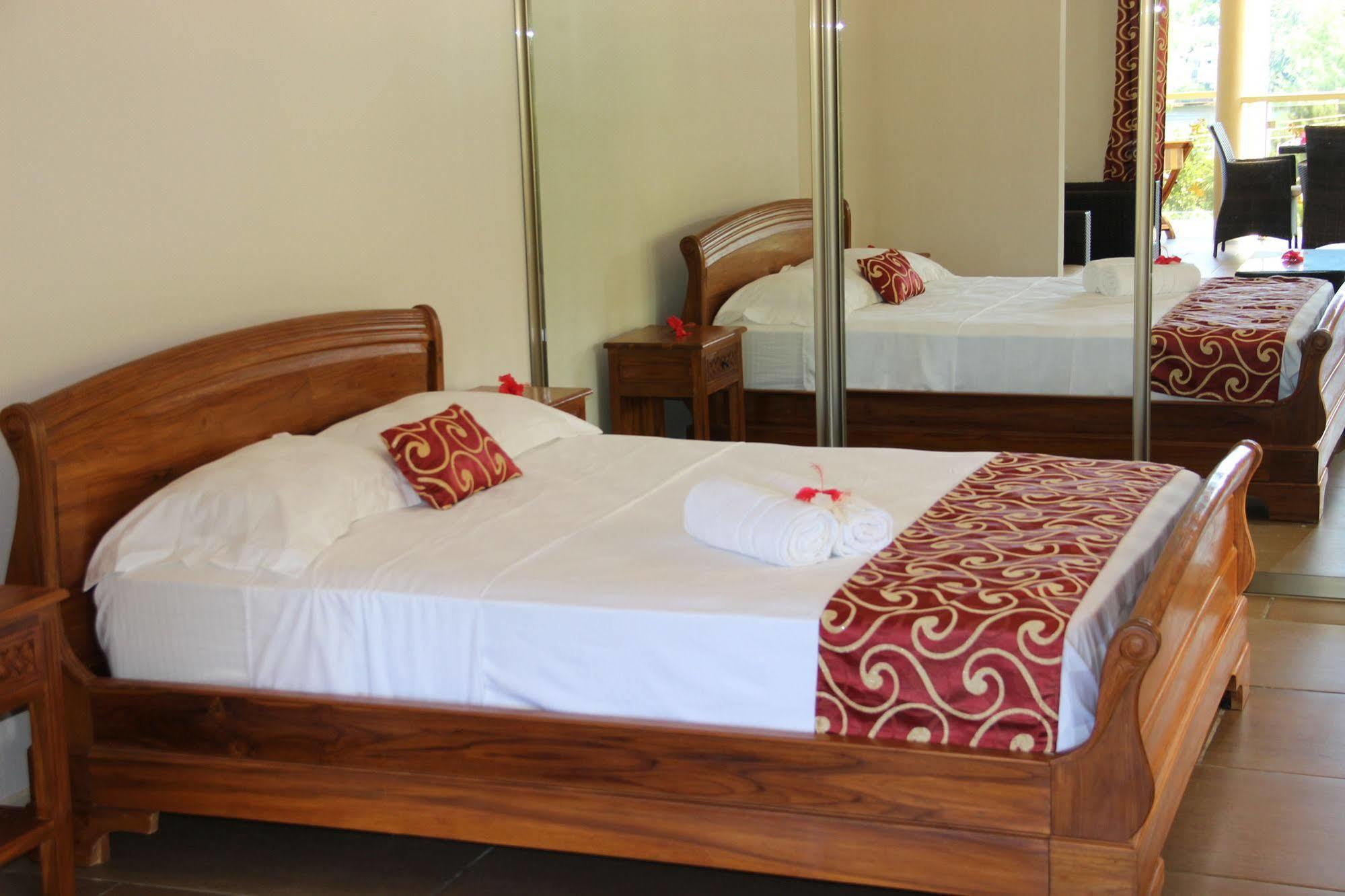 Summer Self Catering Baie Sainte Anne Ngoại thất bức ảnh